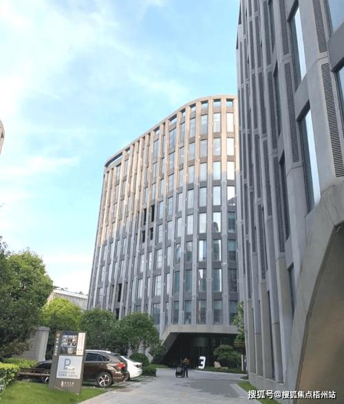 网站2025年详情&rarr;上海光宝科技大厦更新